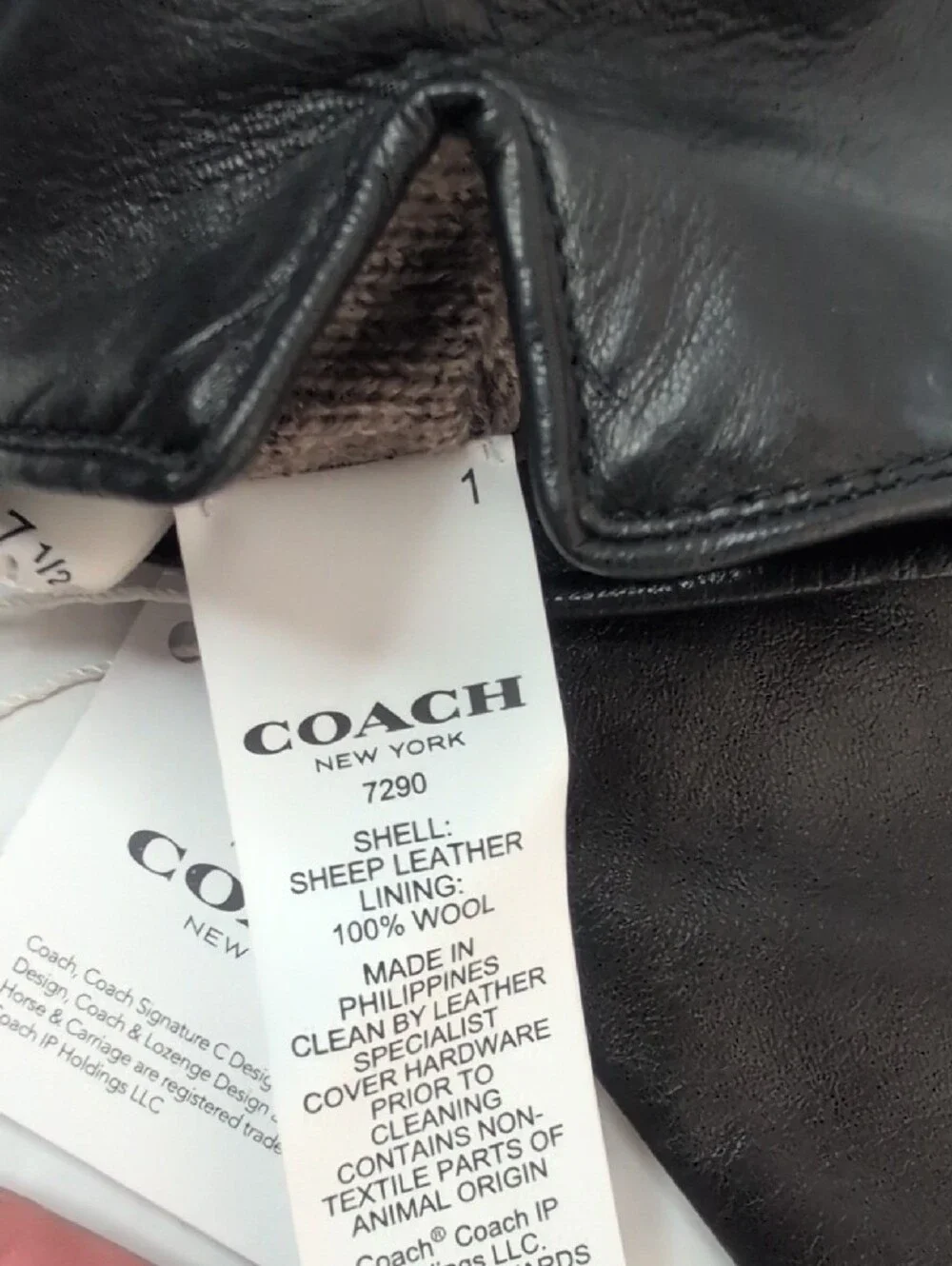 Coach Black Leather Horse And Carriage Tech Gloves NWT